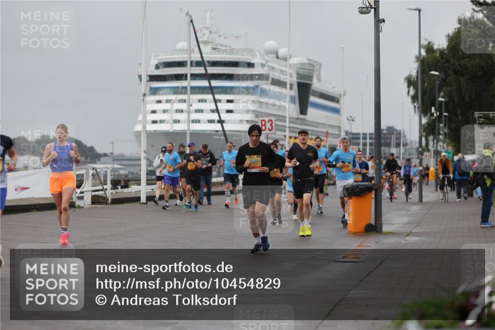 13.09.2026 - Kiel Lauf Andreas Tolksdorf http://msf.ph/oto/10454829 13.09.2026 11:54:52 Kiellinie 3 meine-sportfotos.de