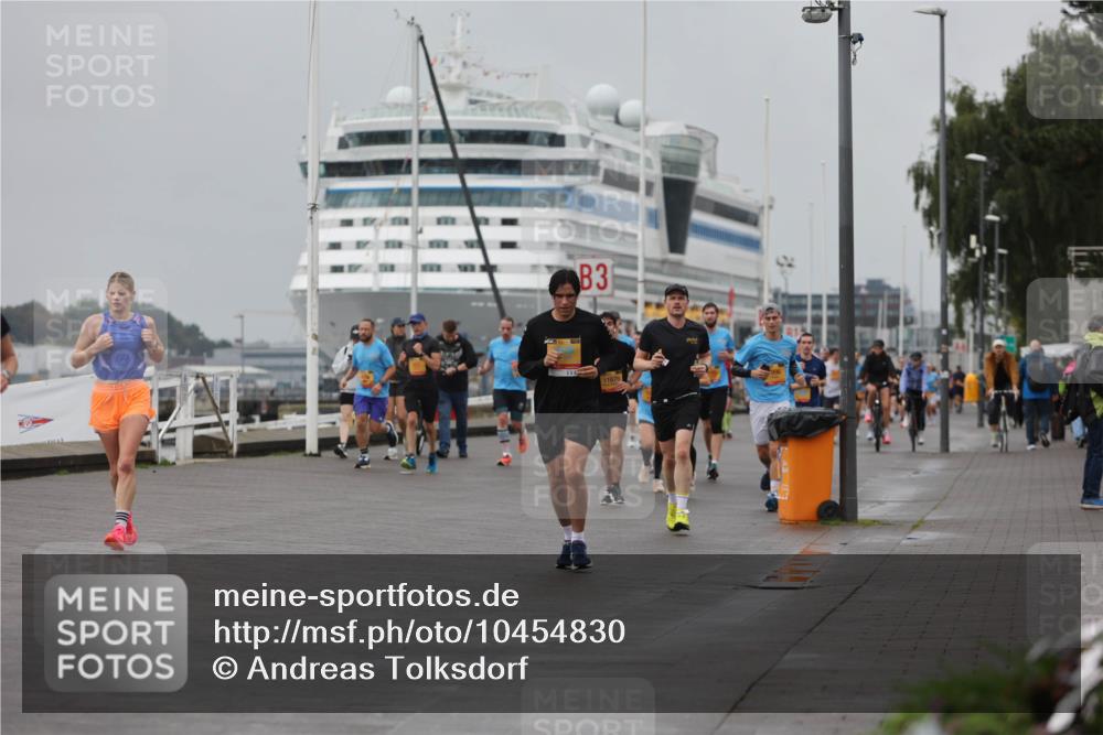 13.09.2026 - Kiel Lauf Andreas Tolksdorf http://msf.ph/oto/10454830 13.09.2026 11:54:52 Kiellinie 3, 11676 meine-sportfotos.de