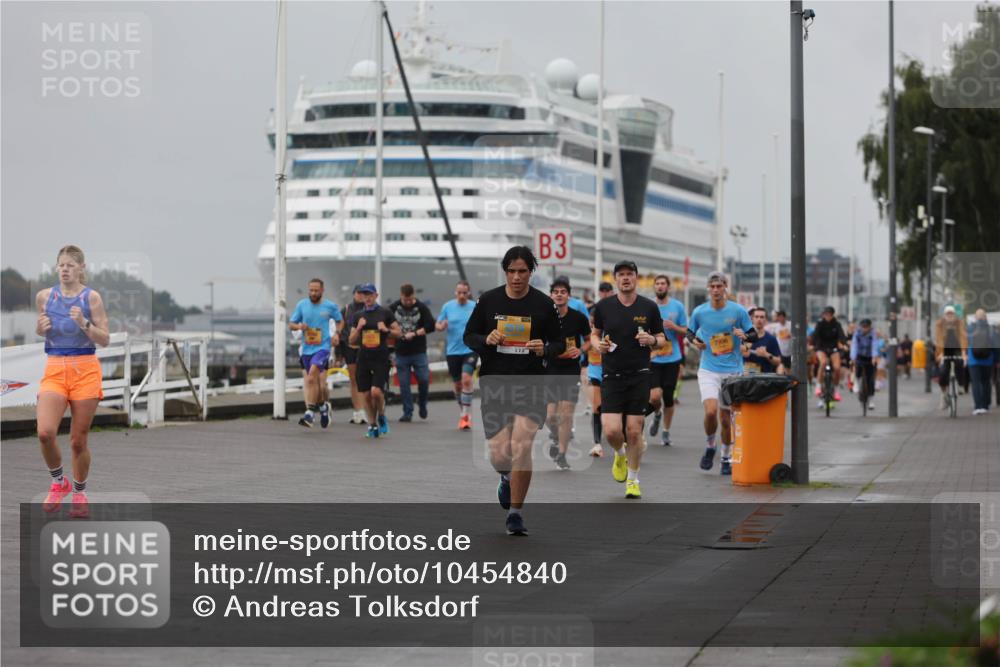 13.09.2026 - Kiel Lauf Andreas Tolksdorf http://msf.ph/oto/10454840 13.09.2026 11:54:52 Kiellinie 3, 7996 meine-sportfotos.de
