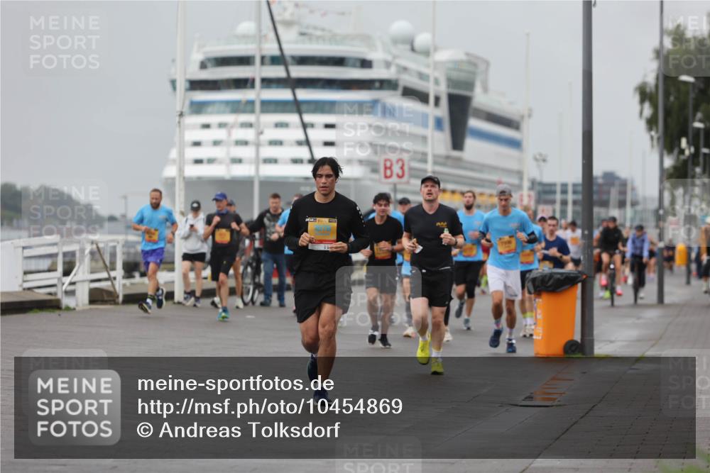 13.09.2026 - Kiel Lauf Andreas Tolksdorf http://msf.ph/oto/10454869 13.09.2026 11:54:53 Kiellinie 3 meine-sportfotos.de