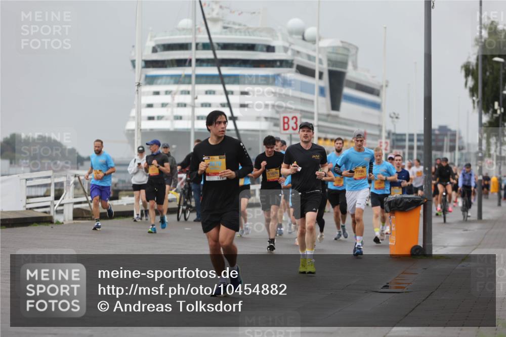 13.09.2026 - Kiel Lauf Andreas Tolksdorf http://msf.ph/oto/10454882 13.09.2026 11:54:53 Kiellinie 11676, 3, 7996 meine-sportfotos.de