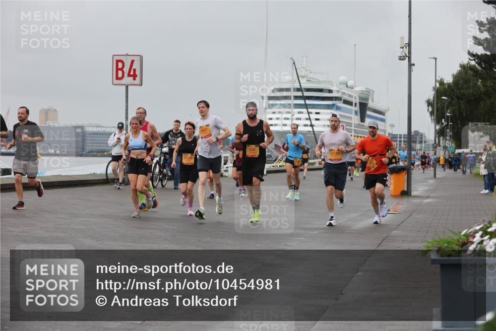 13.09.2026 - Kiel Lauf Andreas Tolksdorf http://msf.ph/oto/10454981 13.09.2026 11:55:13 Kiellinie 4, 12292, 500, 11180 meine-sportfotos.de