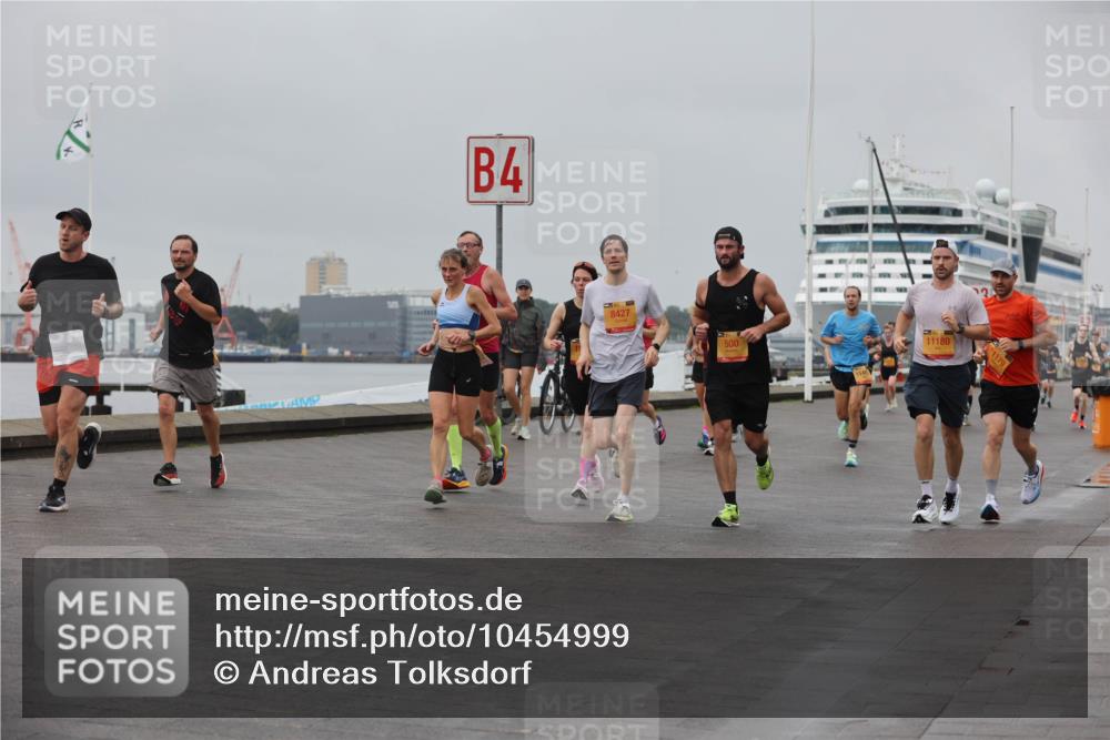 13.09.2026 - Kiel Lauf Andreas Tolksdorf http://msf.ph/oto/10454999 13.09.2026 11:55:13 Kiellinie 4, 8427, 500, 36, 11180, 12, 1179 meine-sportfotos.de