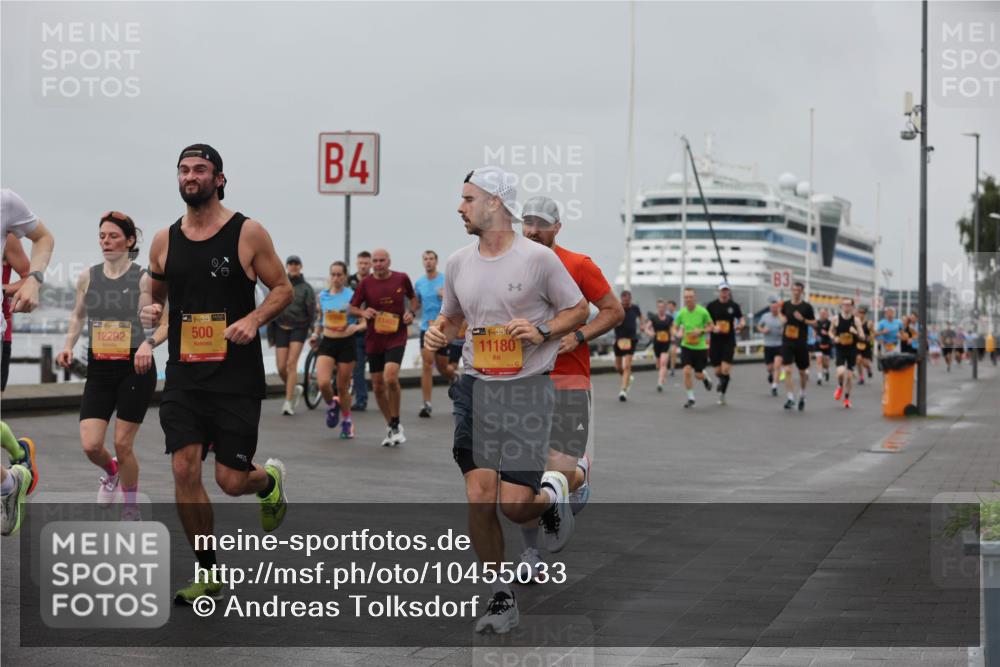 13.09.2026 - Kiel Lauf Andreas Tolksdorf http://msf.ph/oto/10455033 13.09.2026 11:55:15 Kiellinie 4, 39, 12292, 38, 500, 38, 11180, 3 meine-sportfotos.de