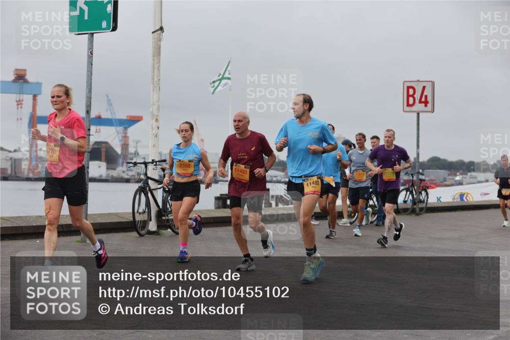 13.09.2026 - Kiel Lauf Andreas Tolksdorf http://msf.ph/oto/10455102 13.09.2026 11:55:18 Kiellinie 7770, 2350, 195, 11493, 11492, 11811, 11728, 4 meine-sportfotos.de