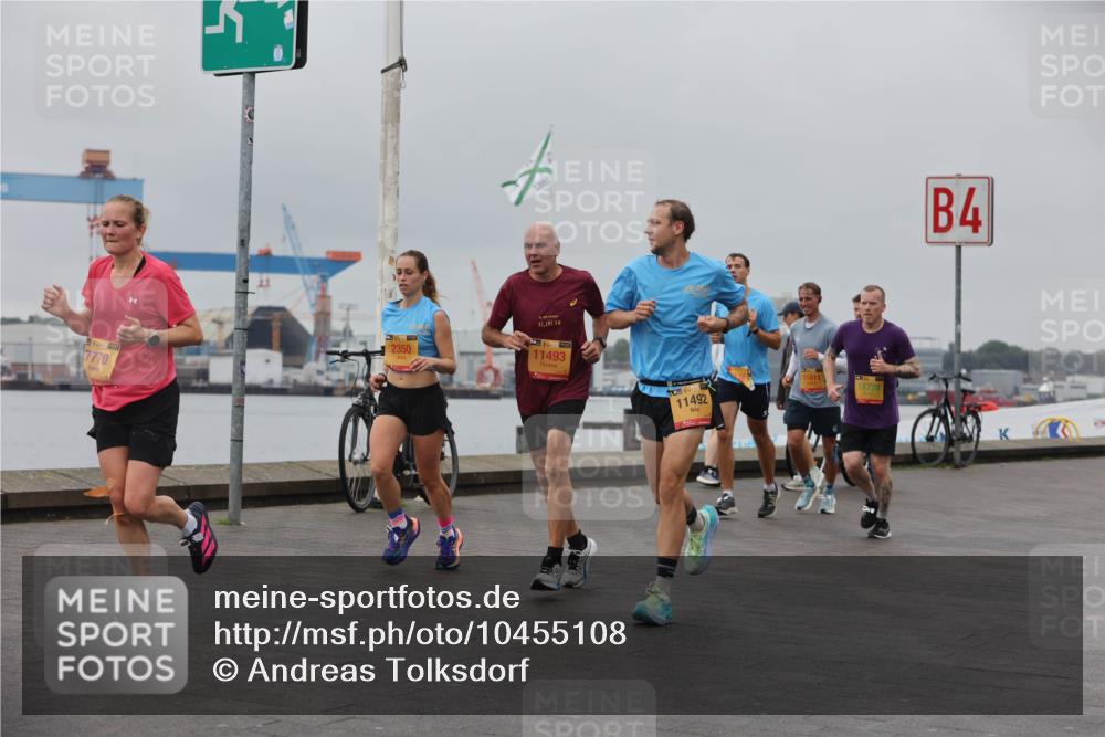 13.09.2026 - Kiel Lauf Andreas Tolksdorf http://msf.ph/oto/10455108 13.09.2026 11:55:18 Kiellinie 39, 7770, 42, 195, 2350, 11493, 11492, 11811, 11728, 4 meine-sportfotos.de