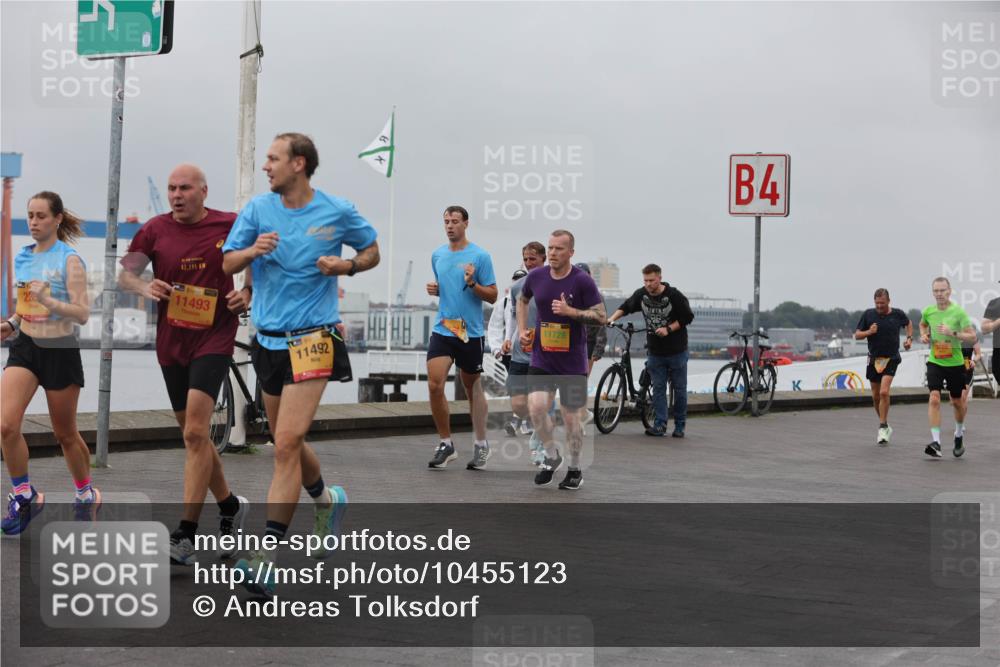 13.09.2026 - Kiel Lauf Andreas Tolksdorf http://msf.ph/oto/10455123 13.09.2026 11:55:19 Kiellinie 5, 235, 42, 195, 11493, 11492, 11728, 4 meine-sportfotos.de