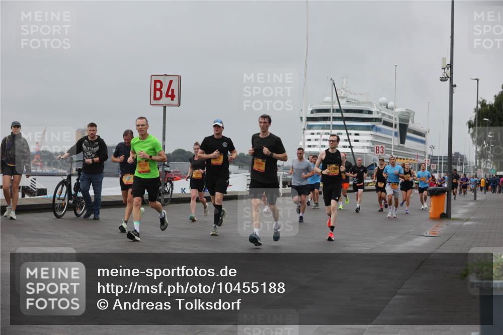 13.09.2026 - Kiel Lauf Andreas Tolksdorf http://msf.ph/oto/10455188 13.09.2026 11:55:21 Kiellinie 3789, 4, 482, 1799, 3 meine-sportfotos.de