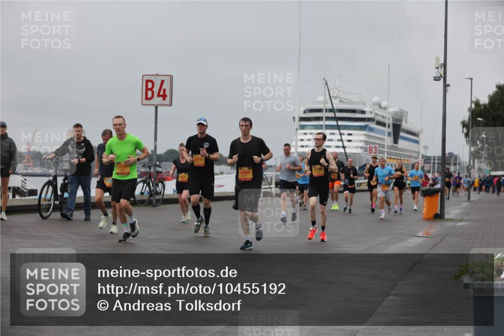 13.09.2026 - Kiel Lauf Andreas Tolksdorf http://msf.ph/oto/10455192 13.09.2026 11:55:21 Kiellinie 3789, 4, 5875, 9482, 11799, 3 meine-sportfotos.de