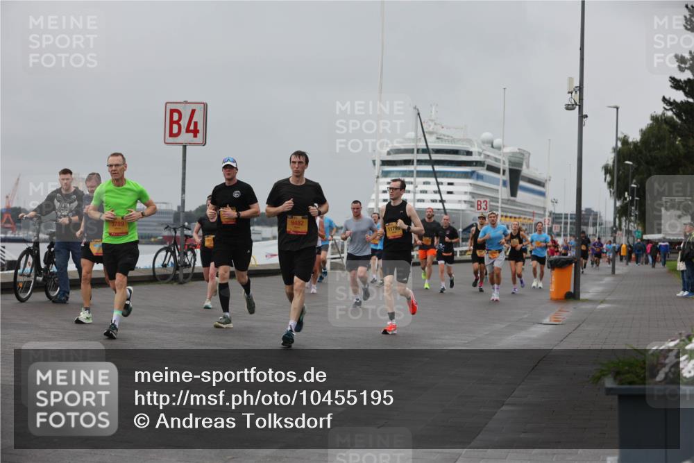 13.09.2026 - Kiel Lauf Andreas Tolksdorf http://msf.ph/oto/10455195 13.09.2026 11:55:22 Kiellinie 3789, 4, 9482, 11799, 3 meine-sportfotos.de