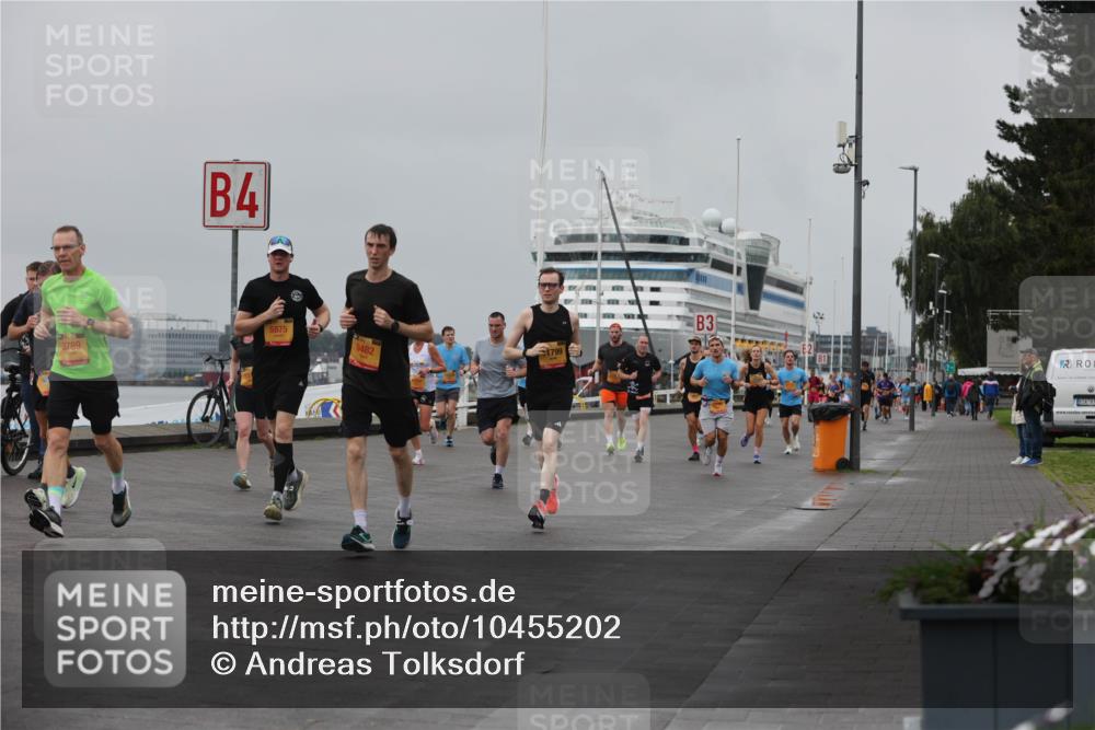 13.09.2026 - Kiel Lauf Andreas Tolksdorf http://msf.ph/oto/10455202 13.09.2026 11:55:22 Kiellinie 4, 3789, 5875, 9482, 1799, 1, 3 meine-sportfotos.de
