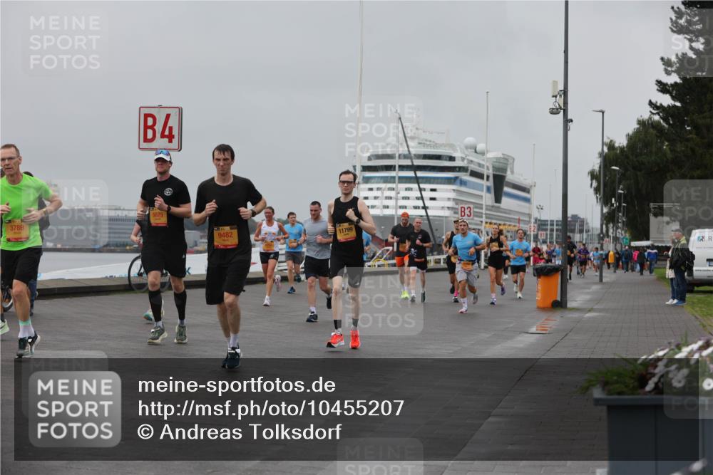 13.09.2026 - Kiel Lauf Andreas Tolksdorf http://msf.ph/oto/10455207 13.09.2026 11:55:22 Kiellinie 4, 5875, 3789, 9482, 11799, 3 meine-sportfotos.de