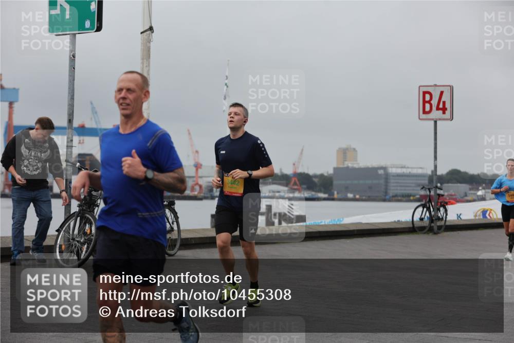 13.09.2026 - Kiel Lauf Andreas Tolksdorf http://msf.ph/oto/10455308 13.09.2026 11:55:36 Kiellinie 3442, 4, 5441 meine-sportfotos.de