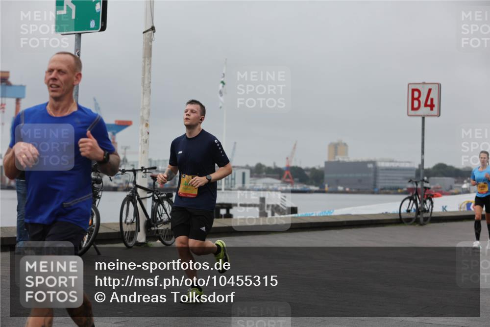 13.09.2026 - Kiel Lauf Andreas Tolksdorf http://msf.ph/oto/10455315 13.09.2026 11:55:36 Kiellinie 4, 5448 meine-sportfotos.de