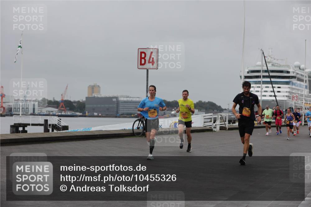 13.09.2026 - Kiel Lauf Andreas Tolksdorf http://msf.ph/oto/10455326 13.09.2026 11:55:37 Kiellinie 4, 5448, 5407, 2744, 3 meine-sportfotos.de