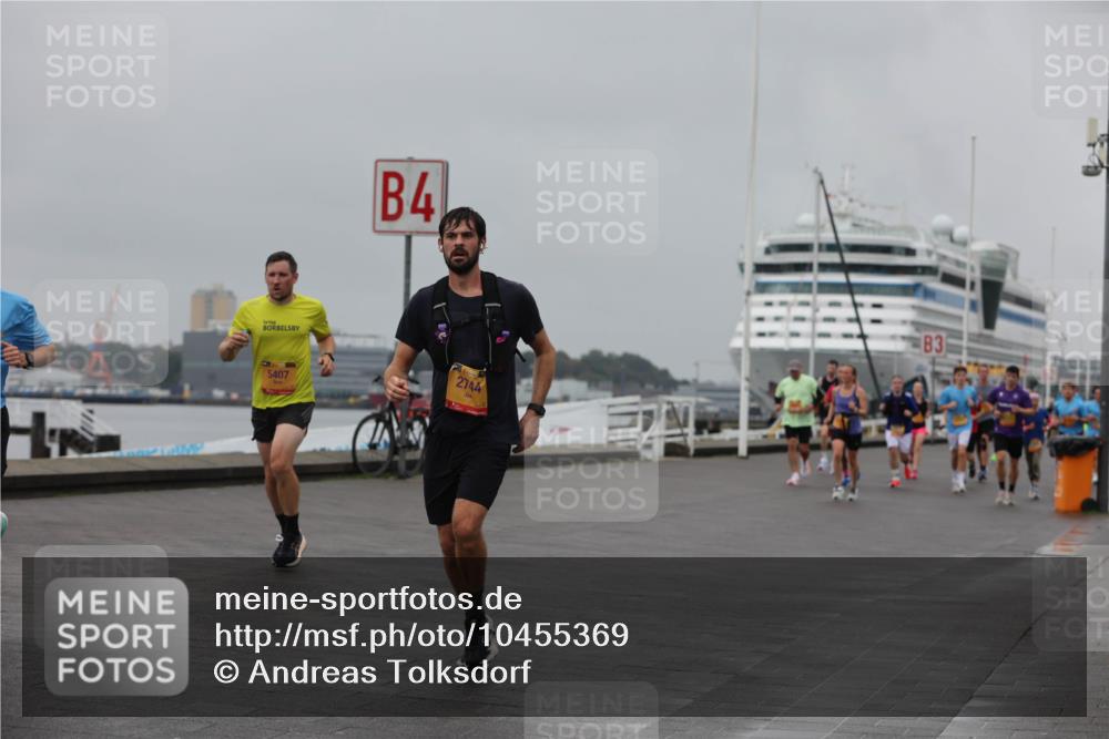 13.09.2026 - Kiel Lauf Andreas Tolksdorf http://msf.ph/oto/10455369 13.09.2026 11:55:39 Kiellinie 4, 5407, 39, 2744, 3 meine-sportfotos.de