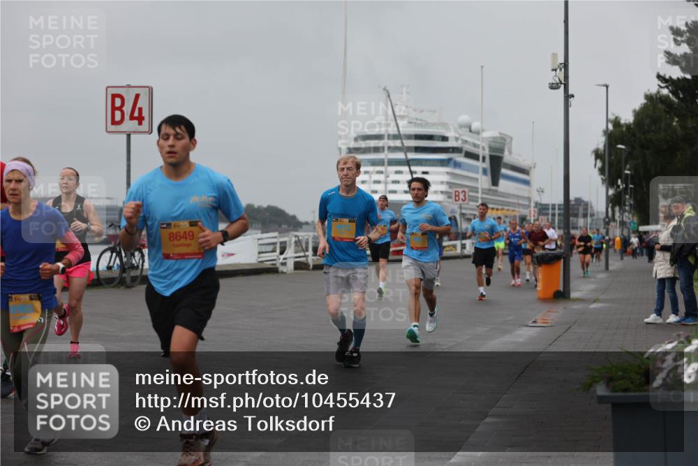 13.09.2026 - Kiel Lauf Andreas Tolksdorf http://msf.ph/oto/10455437 13.09.2026 11:55:50 Kiellinie 39, 3439, 8649, 3 meine-sportfotos.de