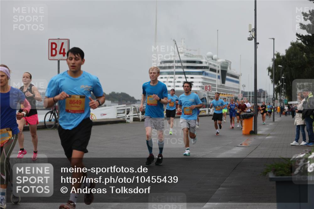 13.09.2026 - Kiel Lauf Andreas Tolksdorf http://msf.ph/oto/10455439 13.09.2026 11:55:50 Kiellinie 39, 4, 8649, 3 meine-sportfotos.de