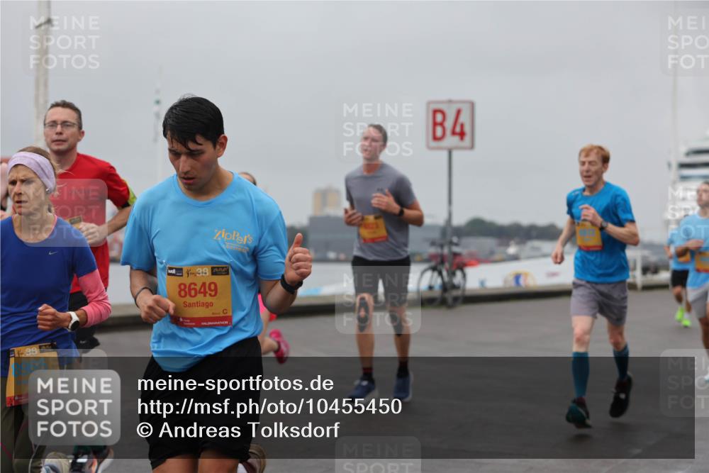 13.09.2026 - Kiel Lauf Andreas Tolksdorf http://msf.ph/oto/10455450 13.09.2026 11:55:51 Kiellinie 4, 48, 8965, 8649, 4 meine-sportfotos.de