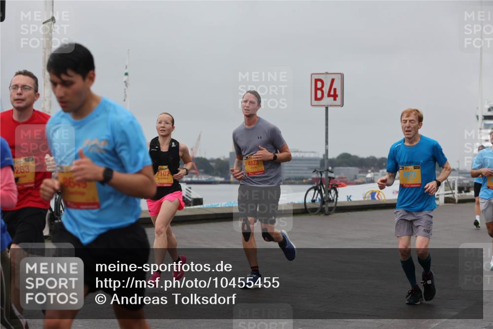 13.09.2026 - Kiel Lauf Andreas Tolksdorf http://msf.ph/oto/10455455 13.09.2026 11:55:51 Kiellinie 7, 394, 263, 7102, 4823, 8649, 4, 39 meine-sportfotos.de