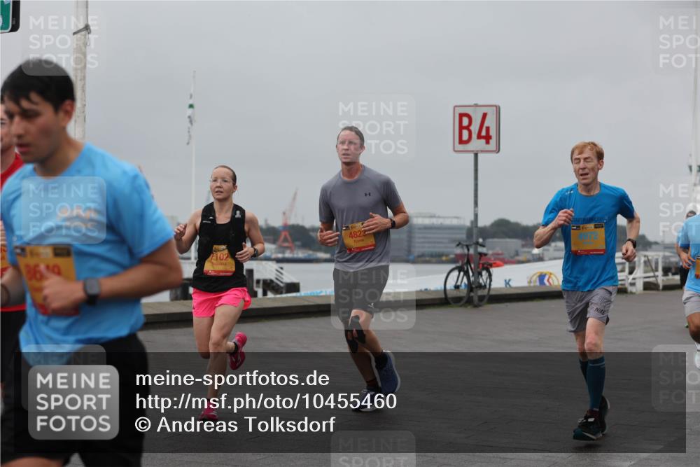 13.09.2026 - Kiel Lauf Andreas Tolksdorf http://msf.ph/oto/10455460 13.09.2026 11:55:51 Kiellinie 86, 9, 3, 102, 4823, 4, 38 meine-sportfotos.de