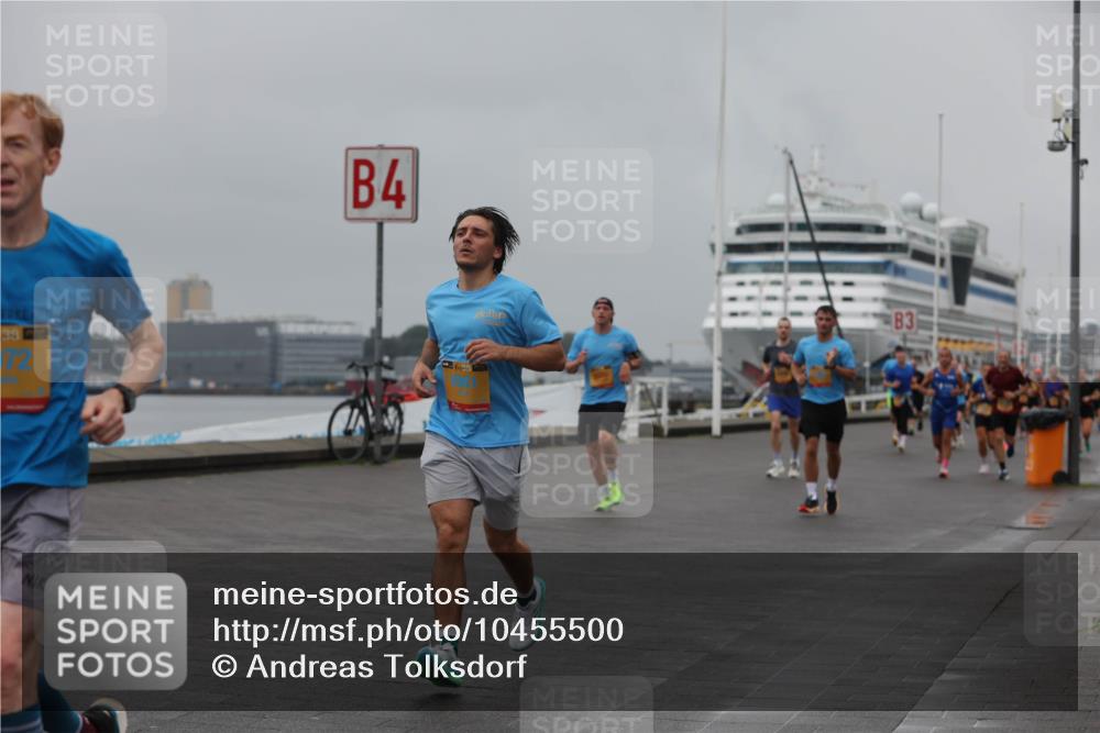13.09.2026 - Kiel Lauf Andreas Tolksdorf http://msf.ph/oto/10455500 13.09.2026 11:55:53 Kiellinie 3323, 4, 3 meine-sportfotos.de