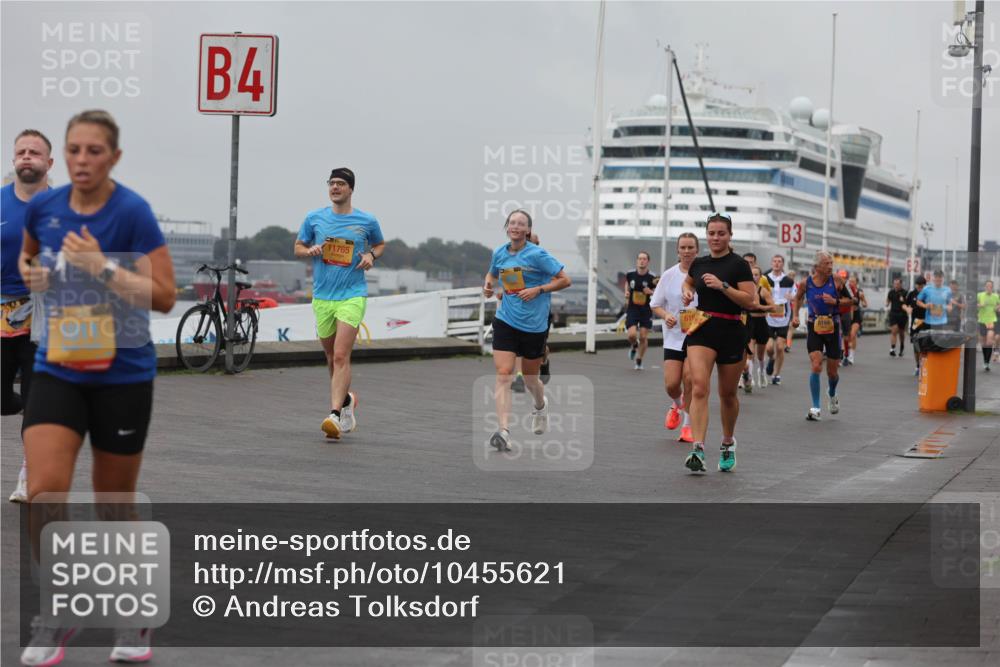 13.09.2026 - Kiel Lauf Andreas Tolksdorf http://msf.ph/oto/10455621 13.09.2026 11:56:04 Kiellinie 4, 11765, 3, 5164 meine-sportfotos.de
