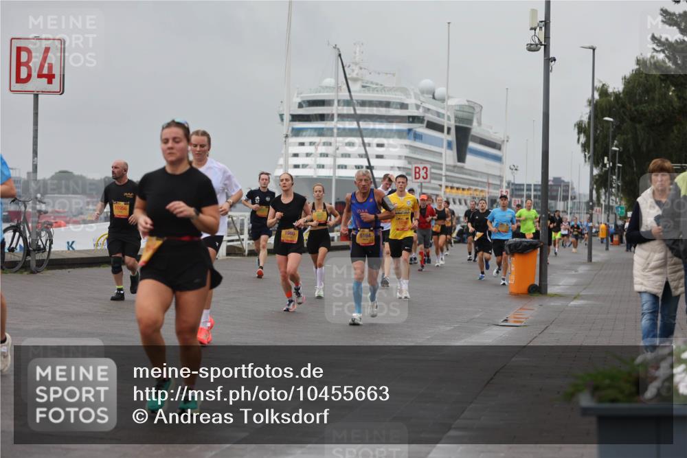 13.09.2026 - Kiel Lauf Andreas Tolksdorf http://msf.ph/oto/10455663 13.09.2026 11:56:07 Kiellinie 4, 10956, 1960, 5164, 3, 81 meine-sportfotos.de