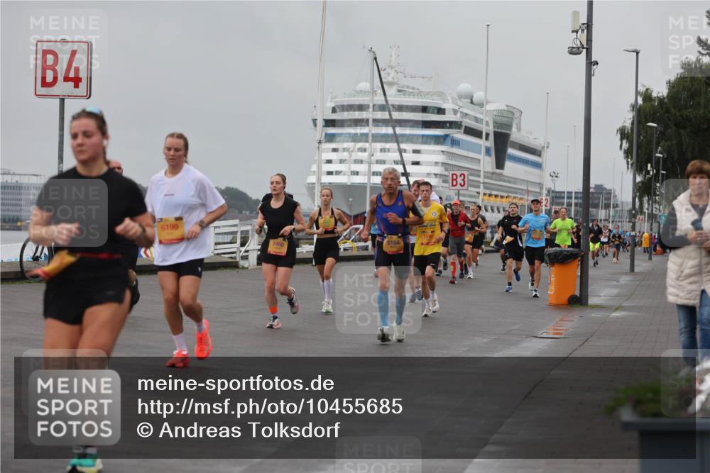 13.09.2026 - Kiel Lauf Andreas Tolksdorf http://msf.ph/oto/10455685 13.09.2026 11:56:07 Kiellinie 4, 6199, 1960, 5164, 3 meine-sportfotos.de