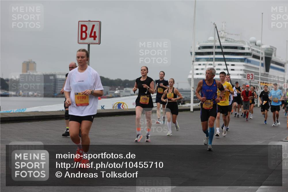 13.09.2026 - Kiel Lauf Andreas Tolksdorf http://msf.ph/oto/10455710 13.09.2026 11:56:08 Kiellinie 4, 6199, 1960, 5164, 3, 2 meine-sportfotos.de