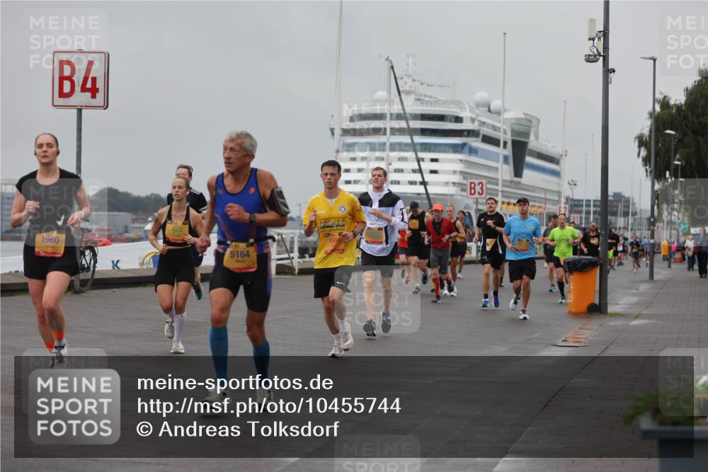 13.09.2026 - Kiel Lauf Andreas Tolksdorf http://msf.ph/oto/10455744 13.09.2026 11:56:10 Kiellinie 1960, 4, 5164, 1596, 3 meine-sportfotos.de