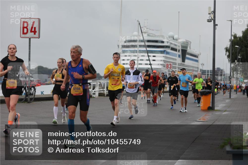 13.09.2026 - Kiel Lauf Andreas Tolksdorf http://msf.ph/oto/10455749 13.09.2026 11:56:10 Kiellinie 4, 1960, 5164, 1596, 3 meine-sportfotos.de