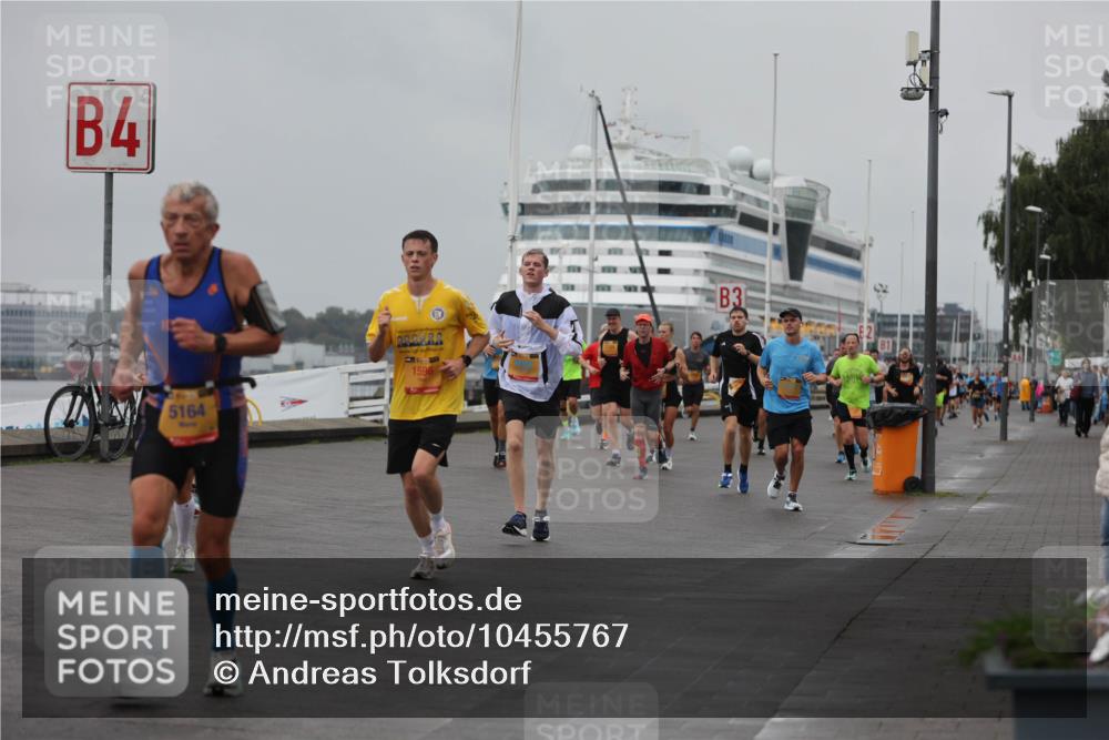 13.09.2026 - Kiel Lauf Andreas Tolksdorf http://msf.ph/oto/10455767 13.09.2026 11:56:11 Kiellinie 4, 5164, 1596, 3 meine-sportfotos.de