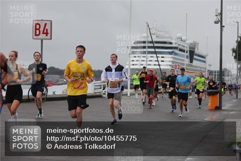 13.09.2026 - Kiel Lauf Andreas Tolksdorf http://msf.ph/oto/10455775 13.09.2026 11:56:12 Kiellinie 4, 4727, 1596, 3 meine-sportfotos.de