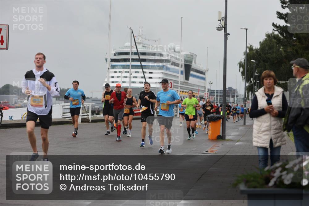 13.09.2026 - Kiel Lauf Andreas Tolksdorf http://msf.ph/oto/10455790 13.09.2026 11:56:13 Kiellinie 3 meine-sportfotos.de