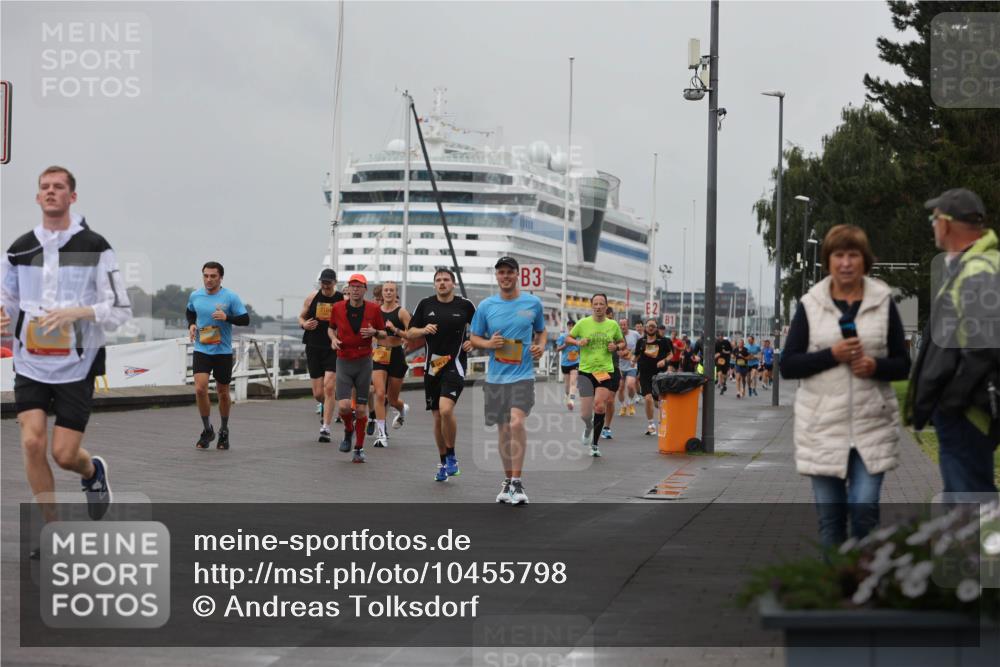 13.09.2026 - Kiel Lauf Andreas Tolksdorf http://msf.ph/oto/10455798 13.09.2026 11:56:13 Kiellinie 3 meine-sportfotos.de
