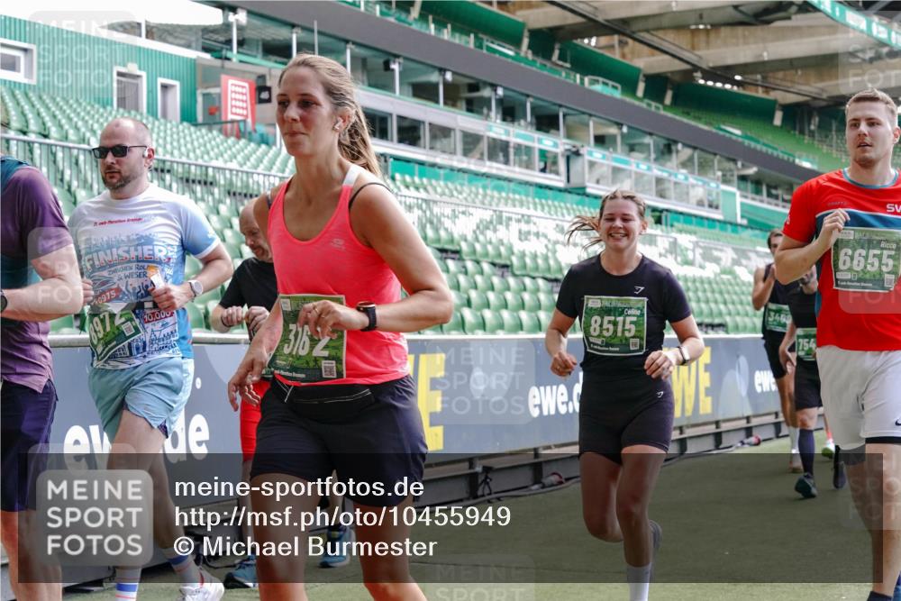 13.09.2026 - 21. swb-Marathon Bremen Michael Burmester http://msf.ph/oto/10455949 13.09.2026 13:11:07 Laufen im Stadion 164, 265, 373, 448, 581, 703, 843, 869, 984, 1113, 1180, 1435, 1738, 1849, 1851, 1855, 1867, 1894, 1936, 1952, 1967, 2202, 2232, 2248, 2268, 2281, 2284, 2299, 2330, 2333, 2339, 2342, 2353, 2375, 2426, 2432, 2443, 2530, 2531, 2553, 2573, 2589, 2594, 2654, 2659, 2669, 2682, 2714, 2717, 2784, 2785, 2804, 2819, 2822, 2836, 2907, 2920, 2932, 2976, 3026, 3027, 3063, 3079, 3082, 3086, 3089, 3122, 3159, 3174, 3207, 3208, 3291, 3328, 3349, 3352, 3370, 3409, 3410, 3470, 3549, 551 meine-sportfotos.de