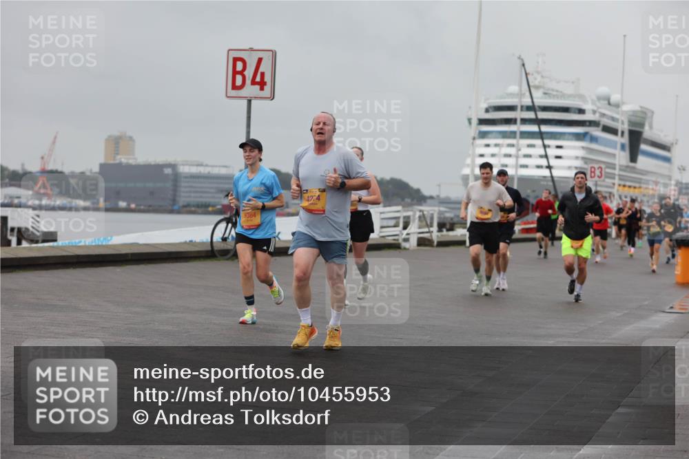 13.09.2026 - Kiel Lauf Andreas Tolksdorf http://msf.ph/oto/10455953 13.09.2026 11:56:27 Kiellinie 4, 5364, 4274, 3 meine-sportfotos.de