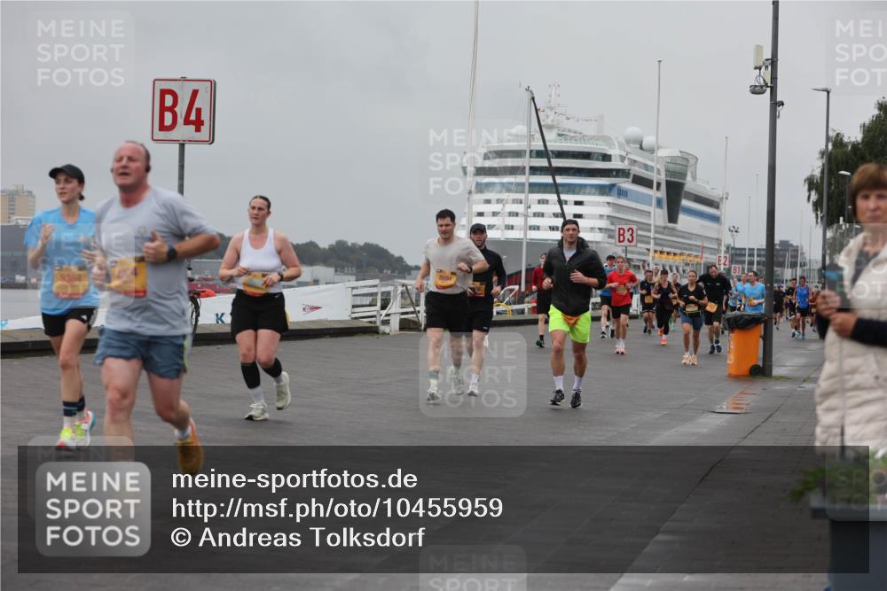 13.09.2026 - Kiel Lauf Andreas Tolksdorf http://msf.ph/oto/10455959 13.09.2026 11:56:28 Kiellinie 5364, 4, 8694, 3 meine-sportfotos.de