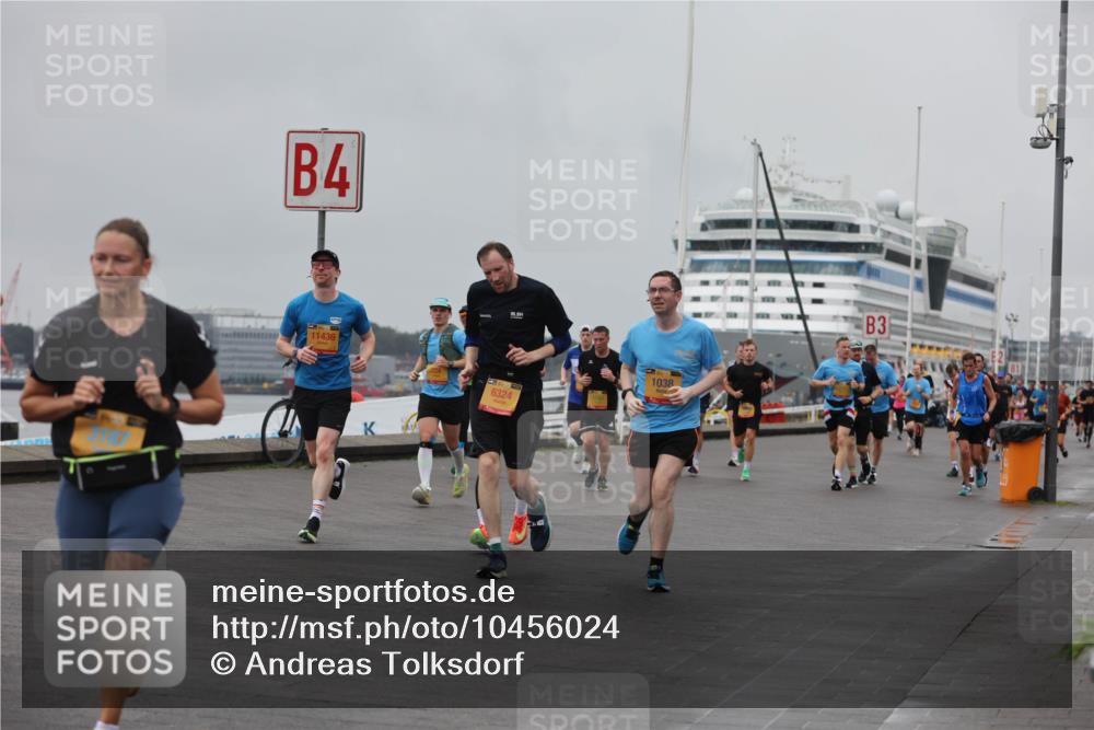 13.09.2026 - Kiel Lauf Andreas Tolksdorf http://msf.ph/oto/10456024 13.09.2026 11:56:39 Kiellinie 4, 11436, 6324, 1038, 3 meine-sportfotos.de