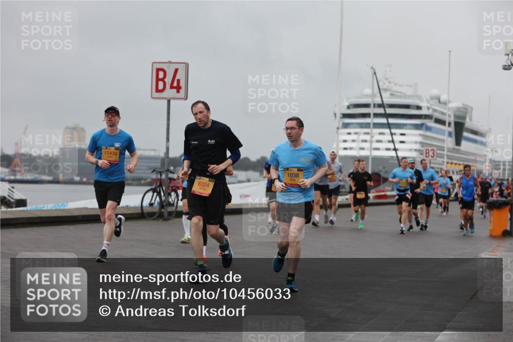 13.09.2026 - Kiel Lauf Andreas Tolksdorf http://msf.ph/oto/10456033 13.09.2026 11:56:39 Kiellinie 11436, 4, 6324, 1, 39, 1038, 3 meine-sportfotos.de
