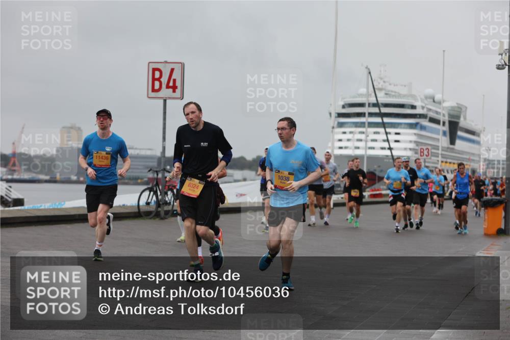 13.09.2026 - Kiel Lauf Andreas Tolksdorf http://msf.ph/oto/10456036 13.09.2026 11:56:39 Kiellinie 11436, 4, 6324, 39, 1038, 3 meine-sportfotos.de