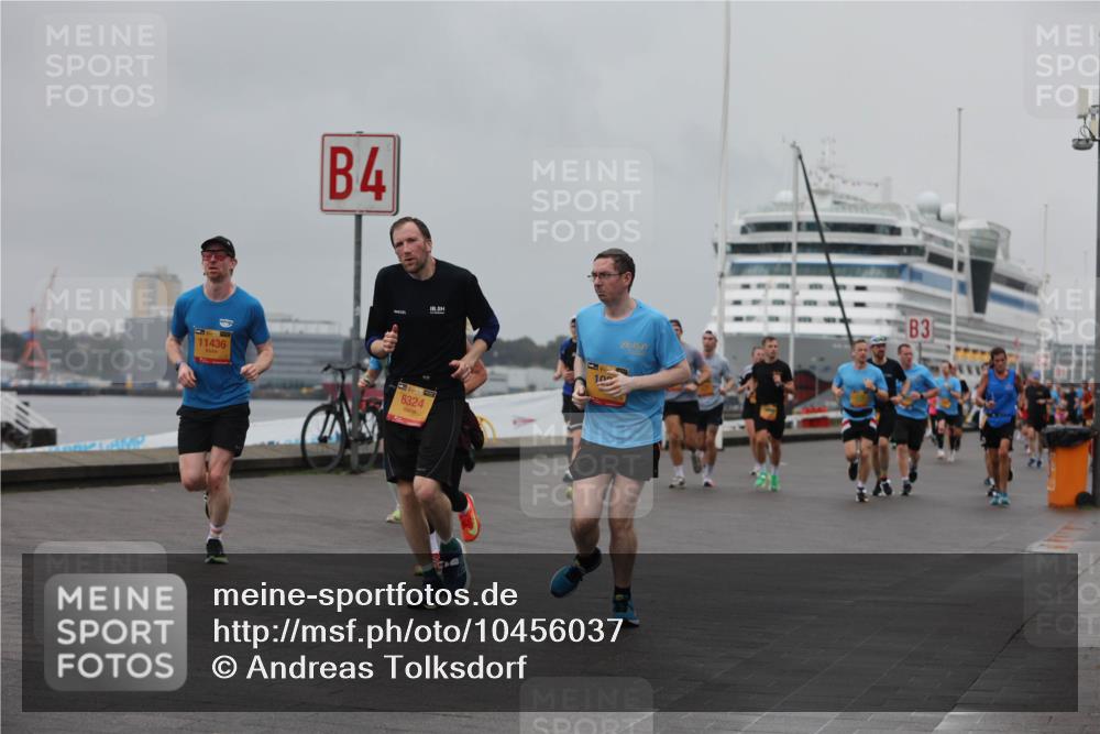 13.09.2026 - Kiel Lauf Andreas Tolksdorf http://msf.ph/oto/10456037 13.09.2026 11:56:39 Kiellinie 4, 11436, 6324, 3 meine-sportfotos.de