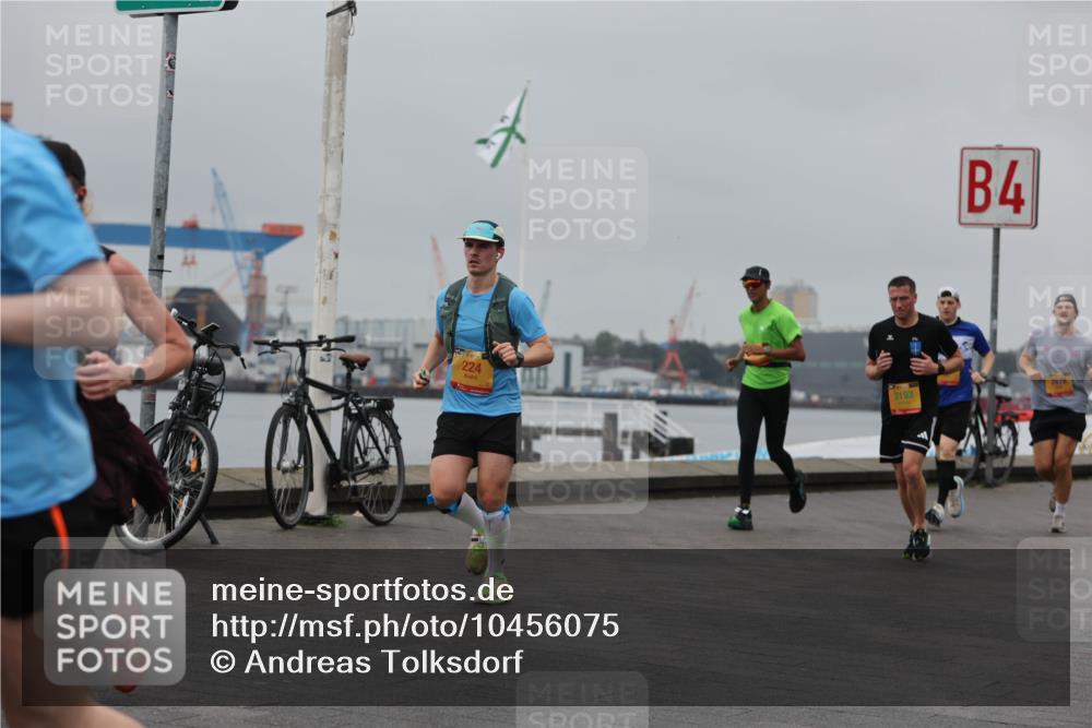 13.09.2026 - Kiel Lauf Andreas Tolksdorf http://msf.ph/oto/10456075 13.09.2026 11:56:43 Kiellinie 4, 2 meine-sportfotos.de