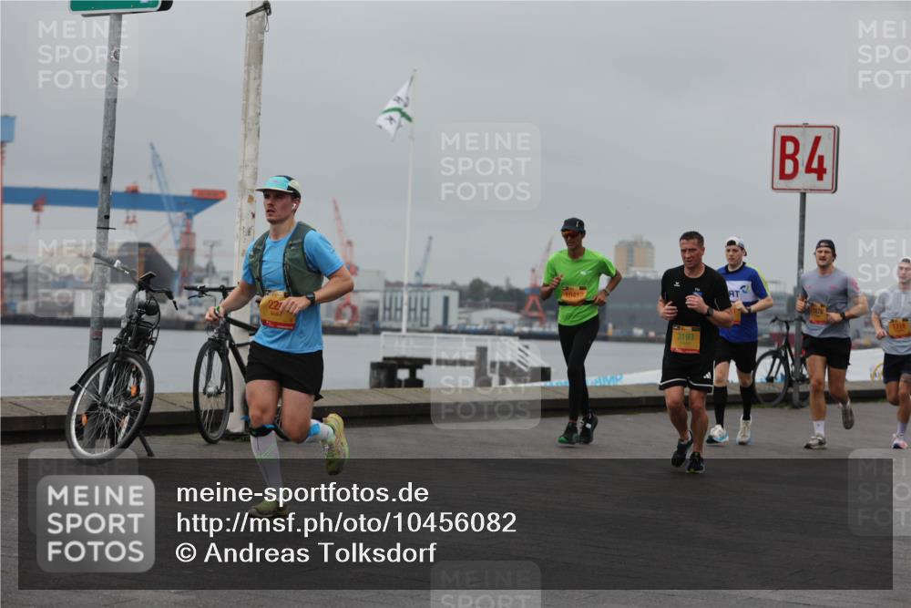 13.09.2026 - Kiel Lauf Andreas Tolksdorf http://msf.ph/oto/10456082 13.09.2026 11:56:43 Kiellinie 227, 10412, 3193, 4, 7678 meine-sportfotos.de