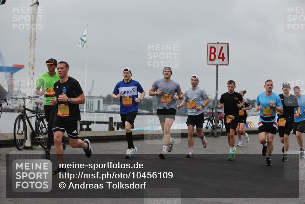 13.09.2026 - Kiel Lauf Andreas Tolksdorf http://msf.ph/oto/10456109 13.09.2026 11:56:45 Kiellinie 10412, 9931, 7878, 3193, 1315, 4, 017, 375, 1068 meine-sportfotos.de
