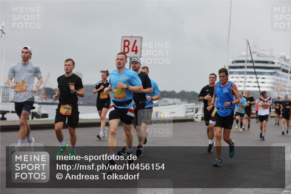 13.09.2026 - Kiel Lauf Andreas Tolksdorf http://msf.ph/oto/10456154 13.09.2026 11:56:46 Kiellinie 1315, 3880, 375, 4 meine-sportfotos.de