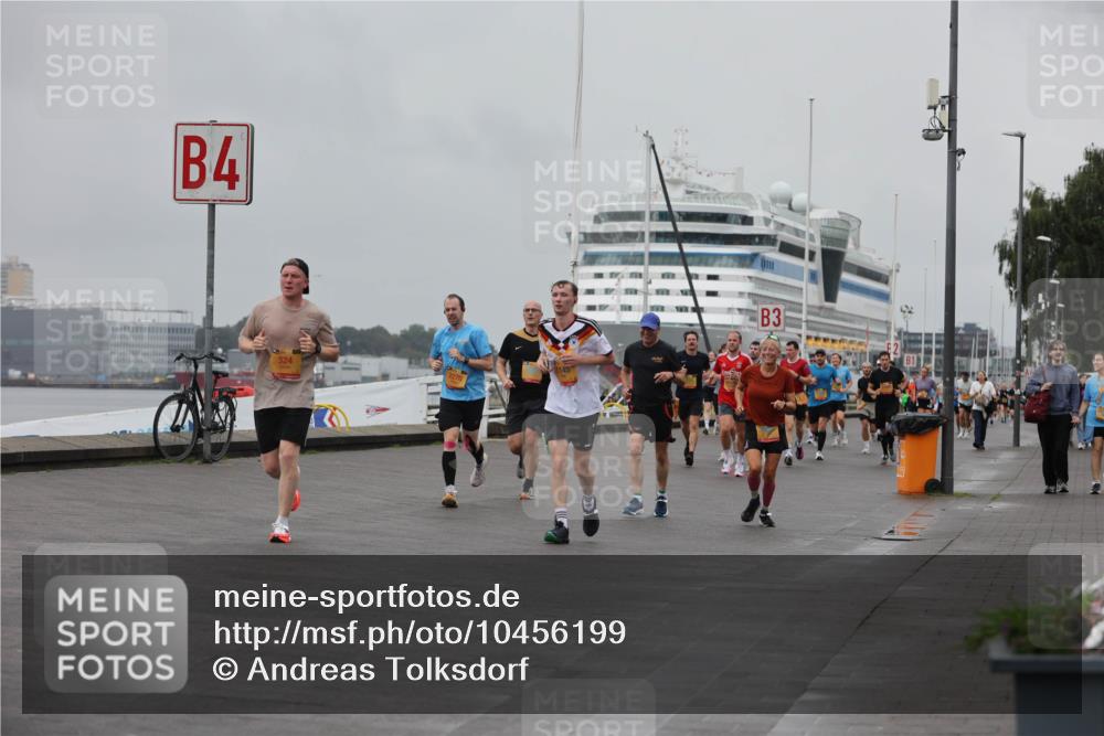 13.09.2026 - Kiel Lauf Andreas Tolksdorf http://msf.ph/oto/10456199 13.09.2026 11:56:50 Kiellinie 4, 324, 3 meine-sportfotos.de