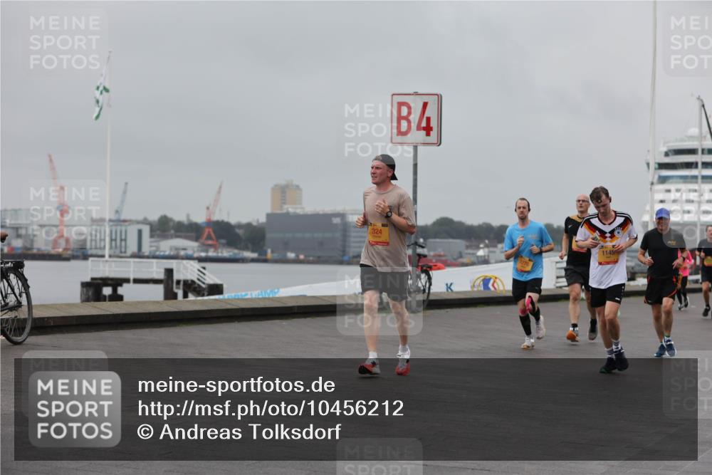 13.09.2026 - Kiel Lauf Andreas Tolksdorf http://msf.ph/oto/10456212 13.09.2026 11:56:51 Kiellinie 4, 324, 1145 meine-sportfotos.de