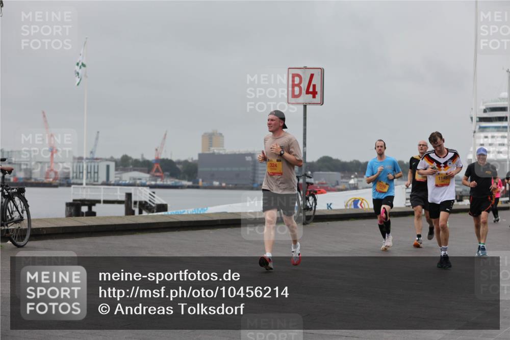 13.09.2026 - Kiel Lauf Andreas Tolksdorf http://msf.ph/oto/10456214 13.09.2026 11:56:51 Kiellinie 4, 324, 1145 meine-sportfotos.de